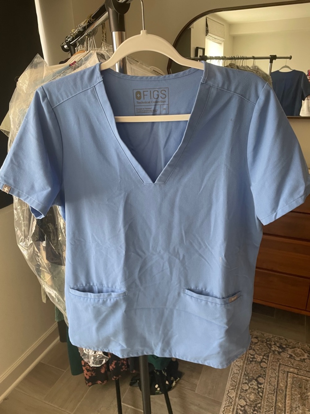 Figs Women’s V-Neck Short Sleeve Top in Light Blue